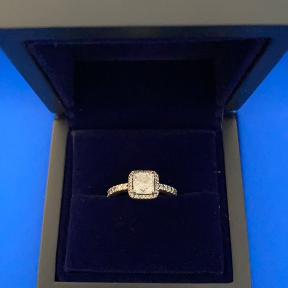 Ring - Picture 1 of 1